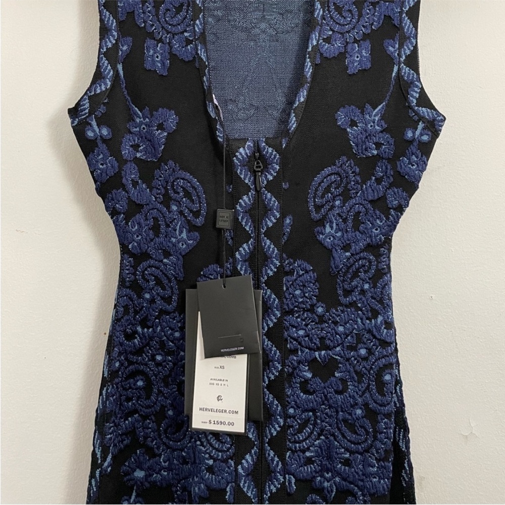 Herve Leger Beautiful Fitted Bandage
Midi Dress